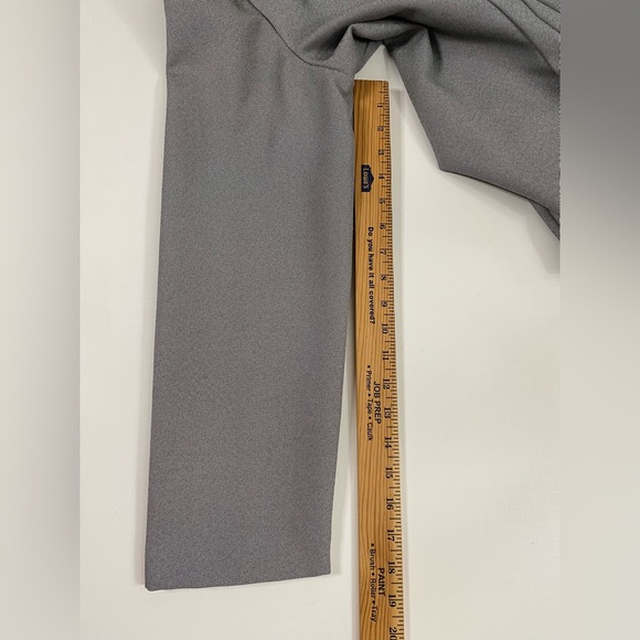 Danny  & Nicole Women’s Career Gray 100% Polyester 2 Piece Pants Suit Size 18 - Picture 10 of 16